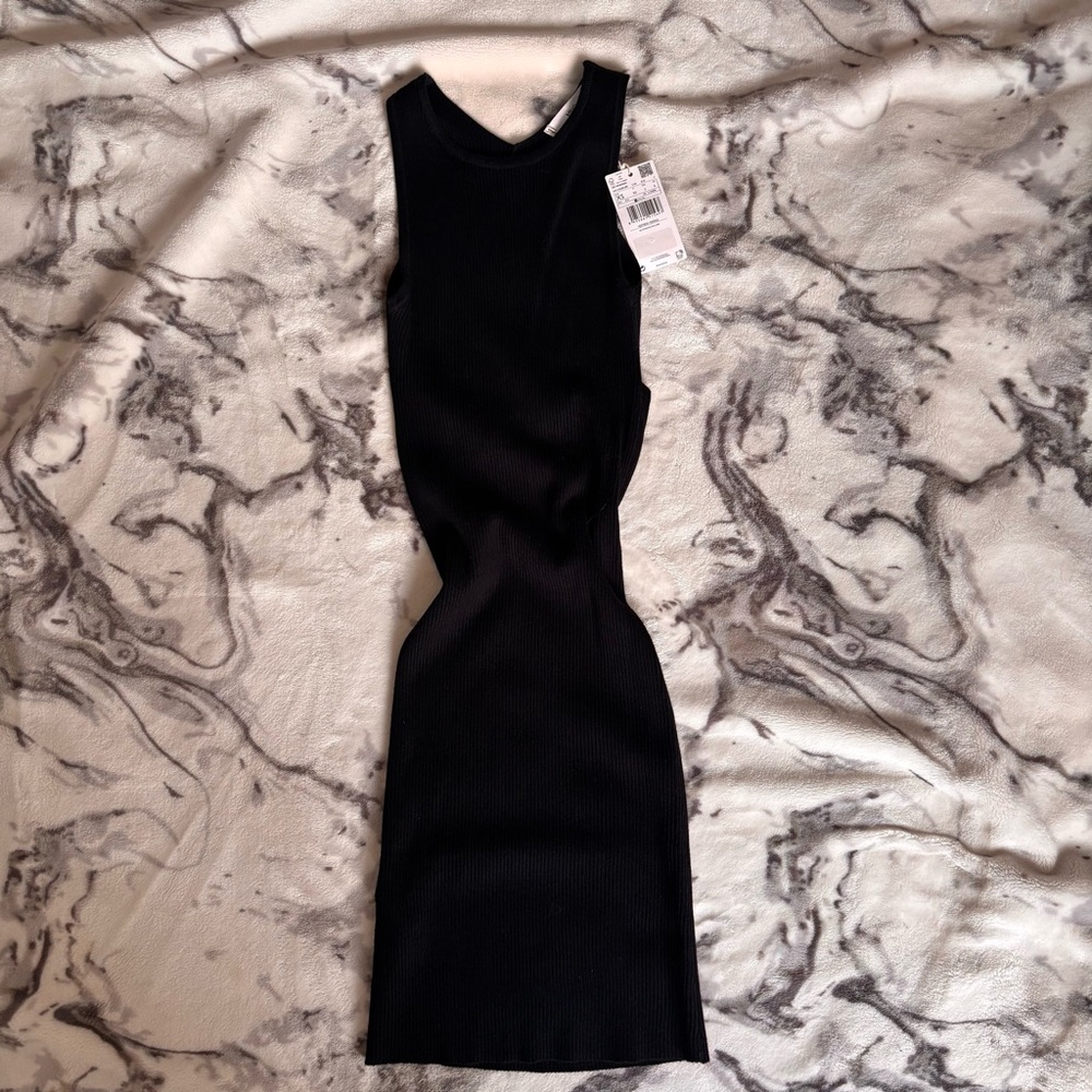 🖊️MANGO RIBBED DRESS - Picture 2 of 4